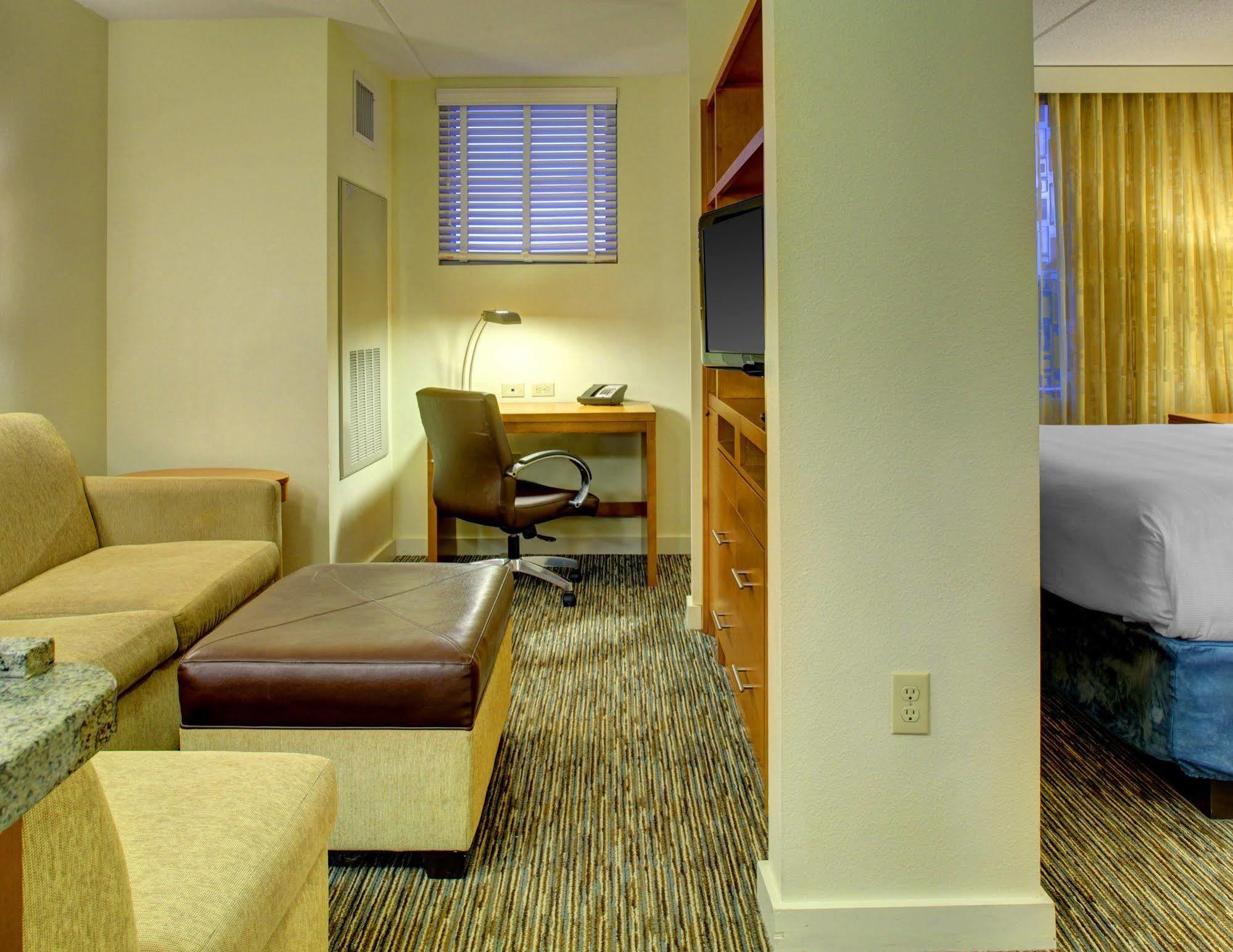 Hyatt House Fort Lauderdale Airport/Cruise Port Dania Beach Exteriör bild